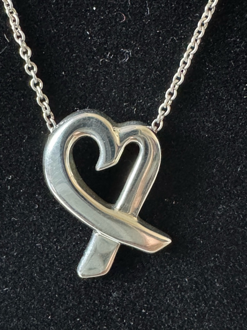 Tiffany & Co. Women’s 925 Loving Heart Silver Pendant Necklace - Picture 2 of 7